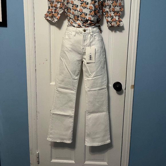 NWT Frame White Jeans - Crop Mini Boot - Picture 2 of 8